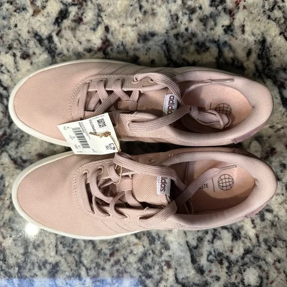 Adidas NWT VULC RAID3R LIFESTYLE
SKATEBOARDING 3-STRIPES
BRANDING - womens - Picture 4 of 7